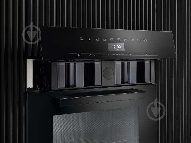 Духовой шкаф Miele DGC 7460 HC Pro CleanSteel - фото 3