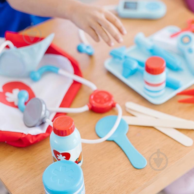 Игровой набор Melissa & Doug Врач SM93606/6074884 - фото 5 Игровой набор Melissa & Doug Врач SM93606/6074884 - фото 5