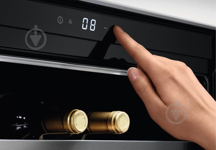 Винный шкаф AEG KWK884520M - фото 6 Винный шкаф AEG KWK884520M - фото 6