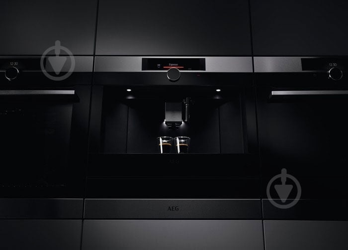 Встраиваемая кофемашина AEG KKK994500M - фото 2