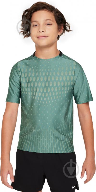 Шорты Nike B NK DFADV MULTI TECH SS TOP FJ6815-361 р. M зеленый - фото 1