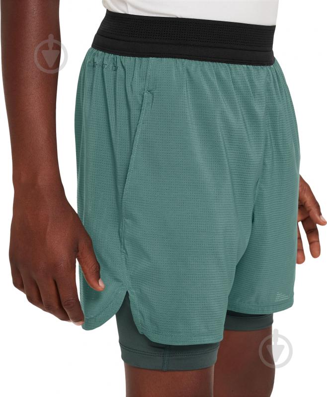 Шорти Nike B NK DFADV MULTI TECH SHORT FJ6818-361 р. L зелений - фото 3