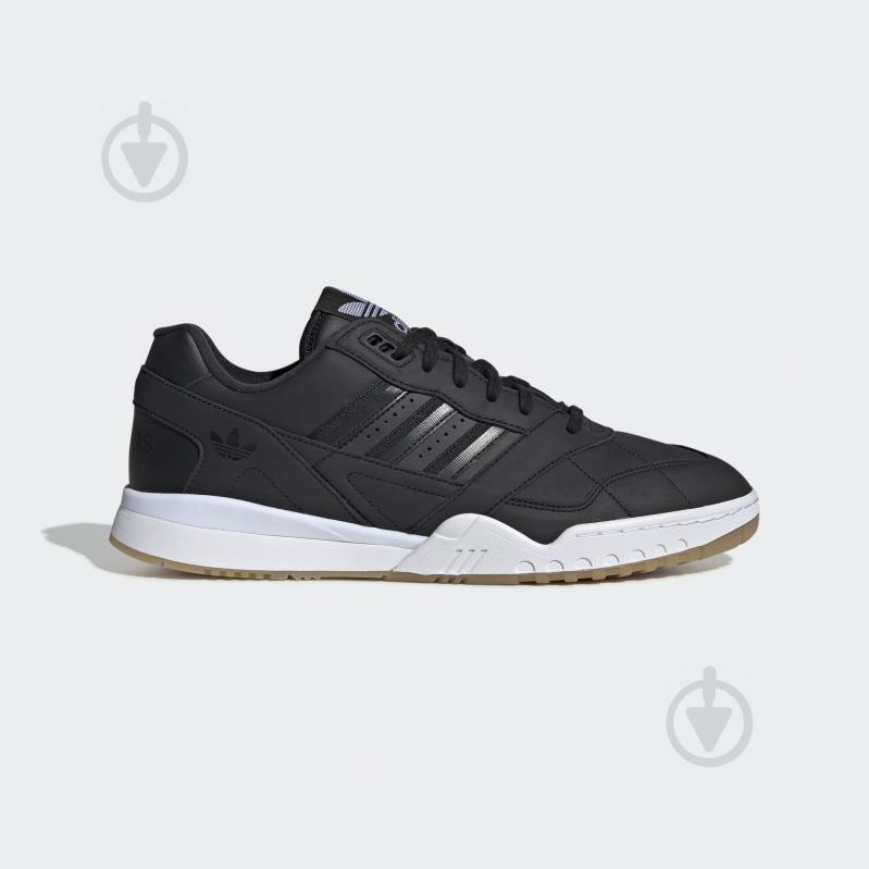 Кросівки чоловічі зимові Adidas A.R. TRAINER EE5404 р.42 чорні - фото 1