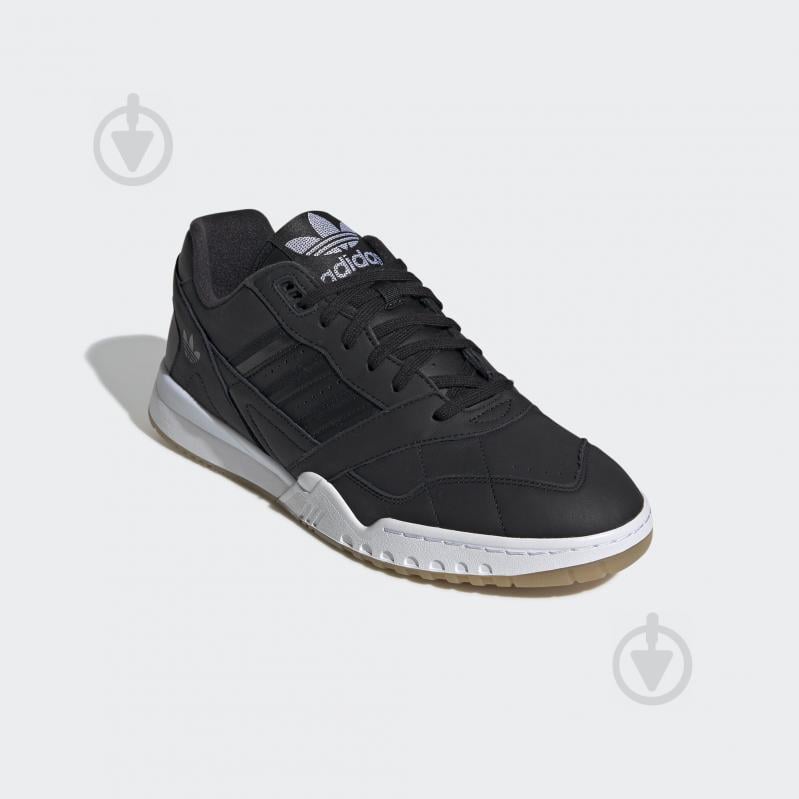 Кросівки чоловічі зимові Adidas A.R. TRAINER EE5404 р.42 чорні - фото 15