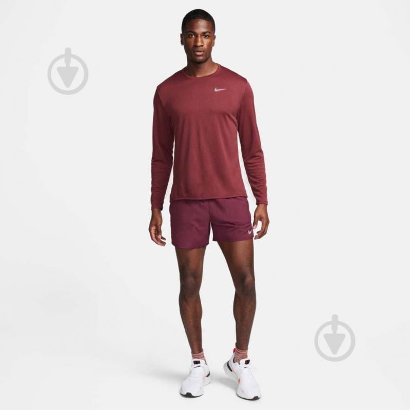 Футболка Nike M NK DF UV MILER TOP LS FB7070-681 р.S червоний - фото 5