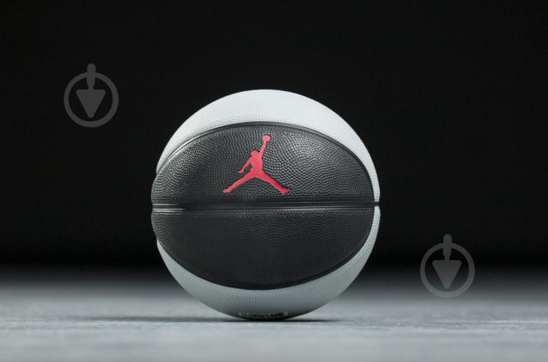 Баскетбольный мяч Nike Jordan Skills J.000.1884.041 р. 3 черный с серым - фото 2 Баскетбольный мяч Nike Jordan Skills J.000.1884.041 р. 3 черный с серым - фото 2