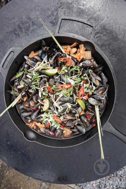 Сковорода чугунная Petromax ø400 мм Fire Skillet с длинной ручкой - фото 2 Сковорода чугунная Petromax ø400 мм Fire Skillet с длинной ручкой - фото 2