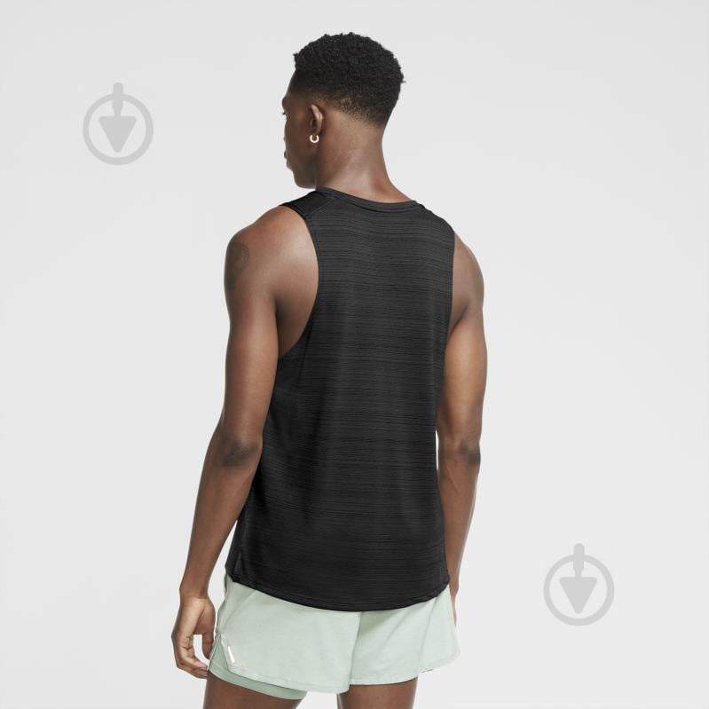 Майка Nike M NK DF MILER TANK CU5982-010 р.L чорний - фото 4