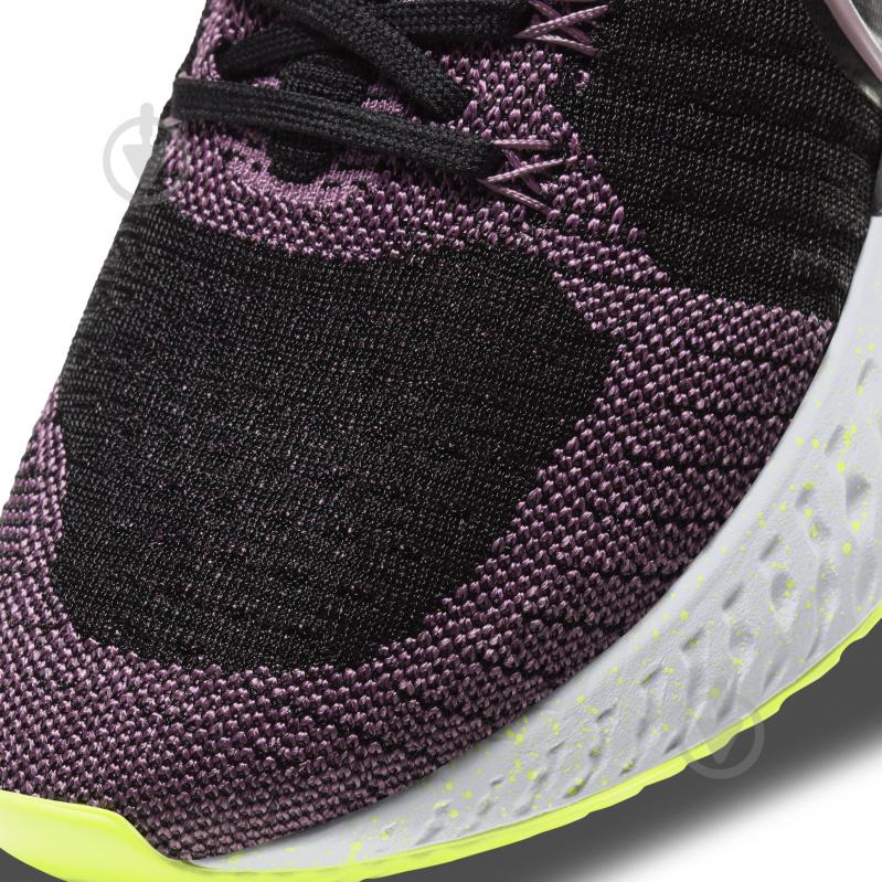 Кросівки жіночі літні Nike ReactINFINITY Run Flyknit 2 CT2423-500 р.38,5 чорно-фіолетові - фото 10 Кросівки жіночі літні Nike ReactINFINITY Run Flyknit 2 CT2423-500 р.38,5 чорно-фіолетові - фото 10