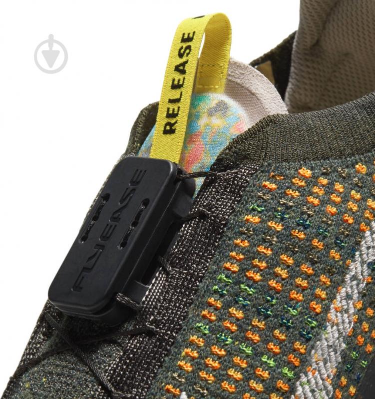 Кросівки чоловічі демісезонні Nike Air Vapormax 2020 FlyKnit CW1765-001 р.44,5 оливкові - фото 11