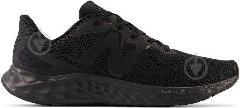 Кросівки чоловічі New Balance Arishi v4 MARISBB4 р.44,5 чорні - фото 1