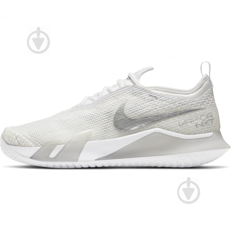 Кросівки жіночі Nike Court React Vapor NXT CV0742-100 р.38 білі - фото 5