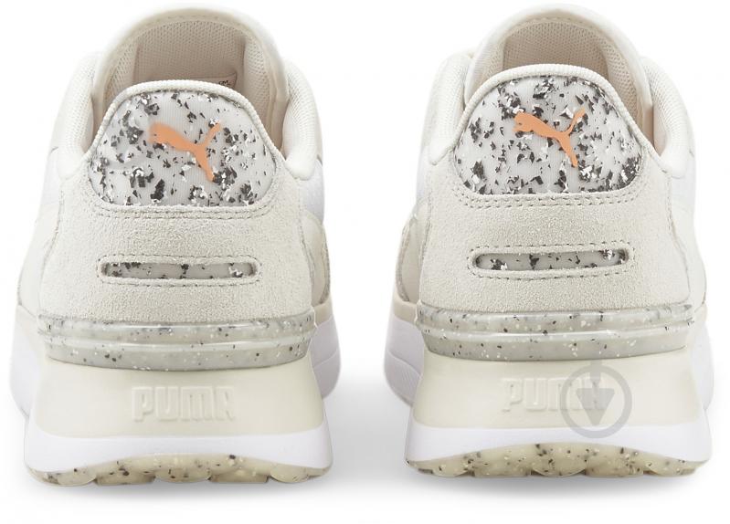 Кросівки жіночі Puma R78 Voyage Better 38385301 р.39 бежеві - фото 3