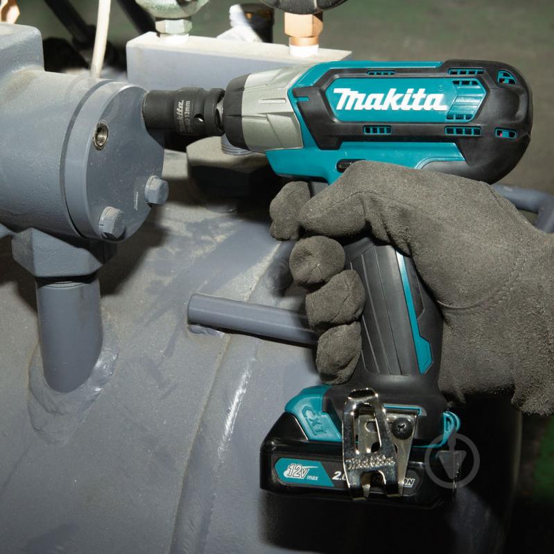 Гайковерт ударный аккумуляторный Makita CXT TW141DZ - фото 3