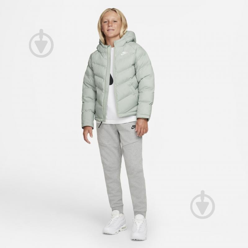 Куртка для хлопчиків зимова Nike U NSW SYNTHETIC FILL JACKET CU9157-017 р.S чорна - фото 8