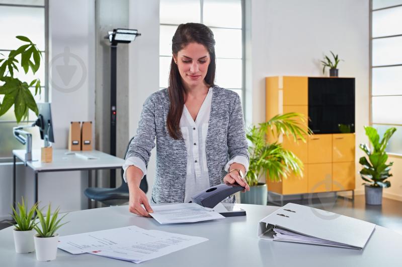 Дырокол B240 серо-черный Novus - фото 3