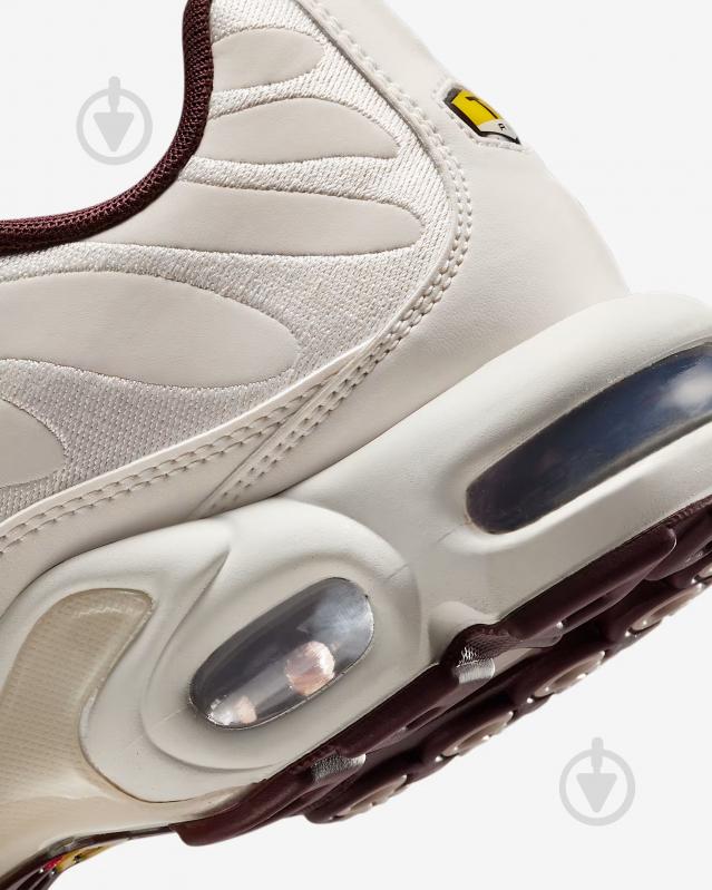 Кросівки чоловічі Nike AIR MAX PLUS PRM HF3181-001 р.42,5 бежеві - фото 8