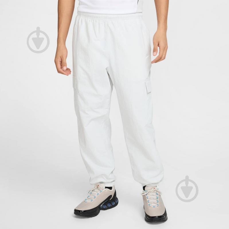 Брюки Nike M NK CLUB WVN CARGO PANT HJ1990-025 р. M серый - фото 1