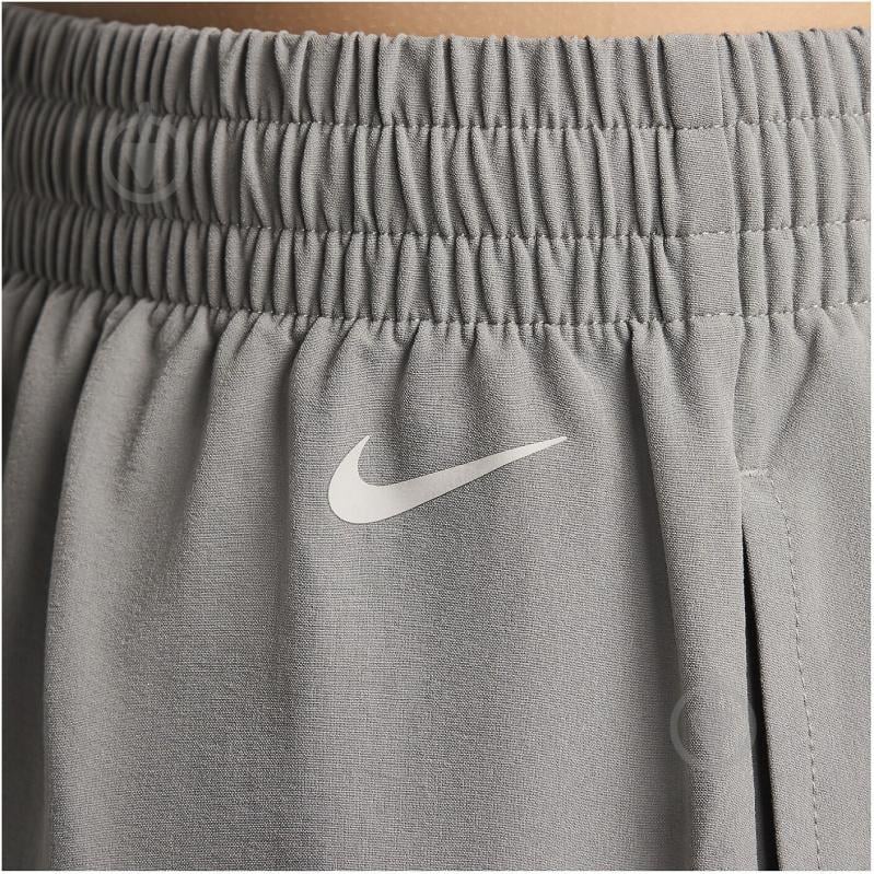 Шорты Nike NSW WOVEN SHORT GLS HF5529-029 р. XS серый - фото 4 Шорты Nike NSW WOVEN SHORT GLS HF5529-029 р. XS серый - фото 4