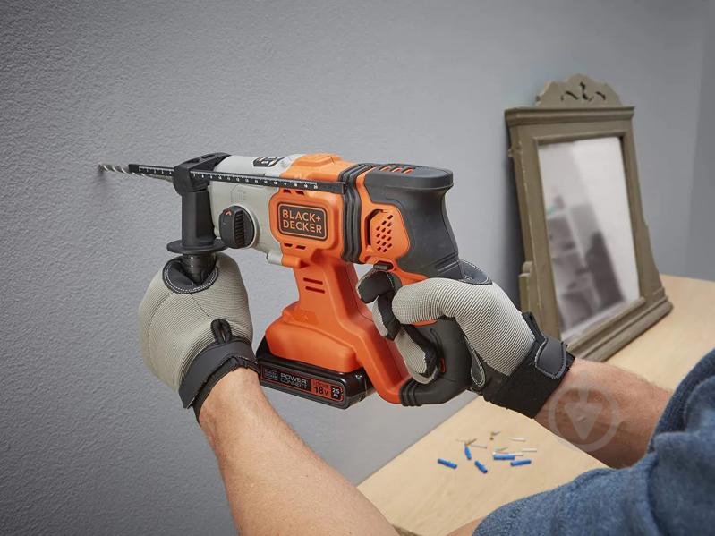 Перфоратор Black+Decker BCD900E2K - фото 9