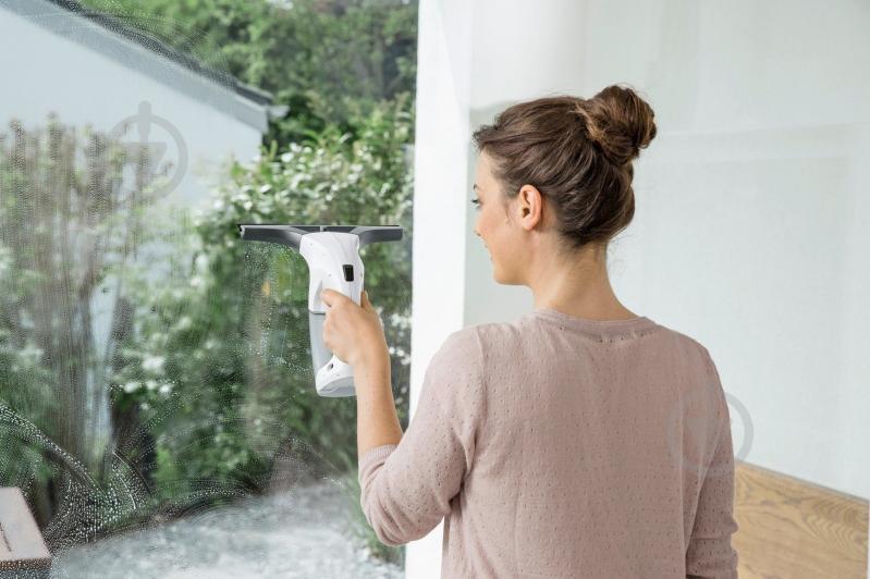 Пылесос оконный Karcher WV 1 Plus (1.633-202.0) white - фото 7 Пылесос оконный Karcher WV 1 Plus (1.633-202.0) white - фото 7