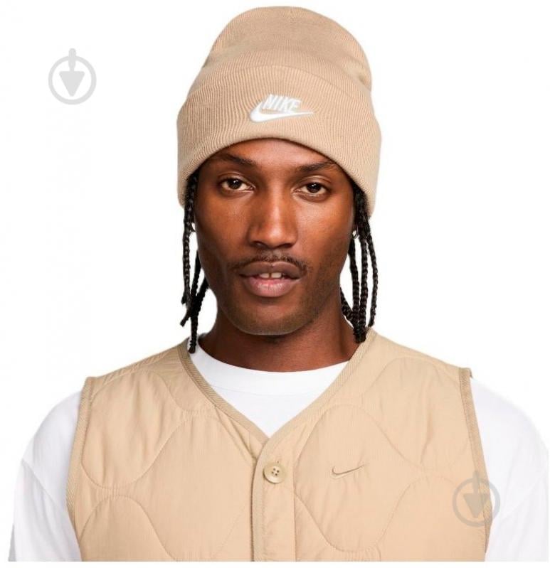 Шапка Nike U NK PEAK BEANIE TC FUT F24 L HF0186-247 р.os бежевый - фото 1 Шапка Nike U NK PEAK BEANIE TC FUT F24 L HF0186-247 р.os бежевый - фото 1