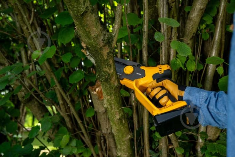 Набор Stiga мини пила и ножницы аккумуляторные SP100eKit - фото 8 Набор Stiga мини пила и ножницы аккумуляторные SP100eKit - фото 8