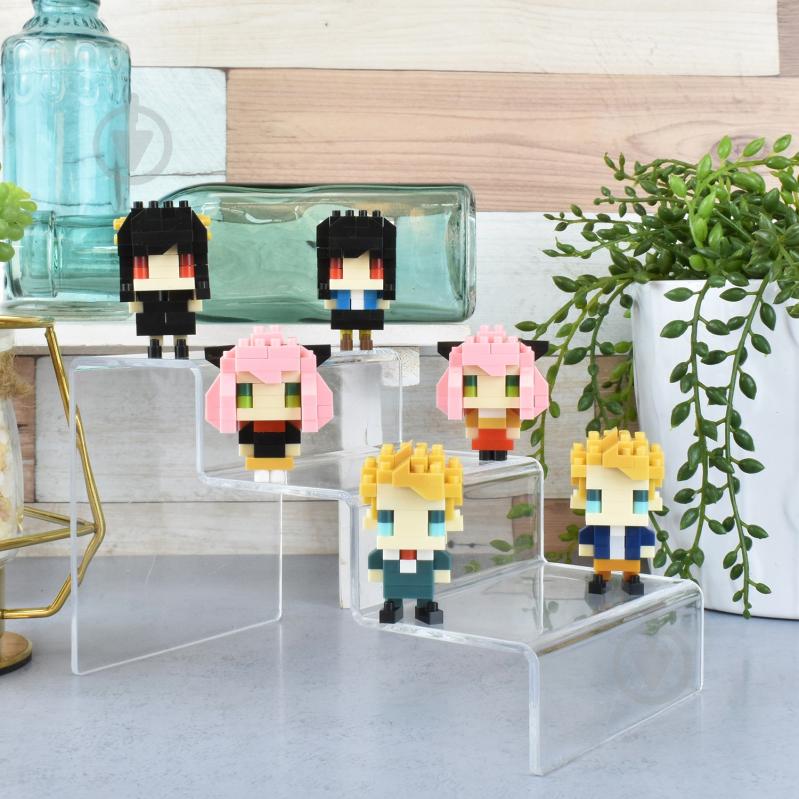 Конструктор із міні-цеглинок Nаnoblock Сім'я Шпигуна-1 124163 - фото 3 Конструктор із міні-цеглинок Nаnoblock Сім'я Шпигуна-1 124163 - фото 3