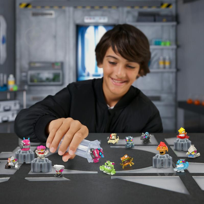 Набір фігурок MrBeast Lab Лабораторія в пробірці Swarms 14 вид 1 124300 - фото 3 Набір фігурок MrBeast Lab Лабораторія в пробірці Swarms 14 вид 1 124300 - фото 3