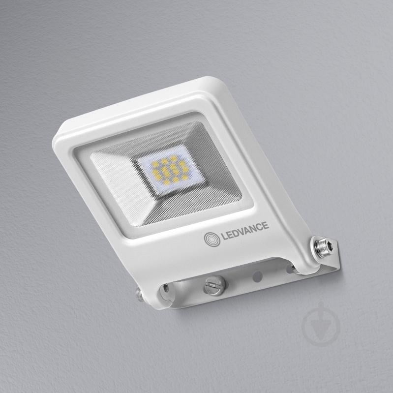 Прожектор Ledvance/Osram ENDURA Flood 10 Вт IP65 белый - фото 6 Прожектор Ledvance/Osram ENDURA Flood 10 Вт IP65 белый - фото 6