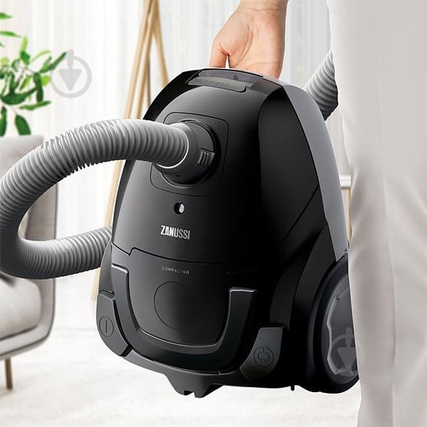 Пылесос Zanussi ZANCG21EB black - фото 3