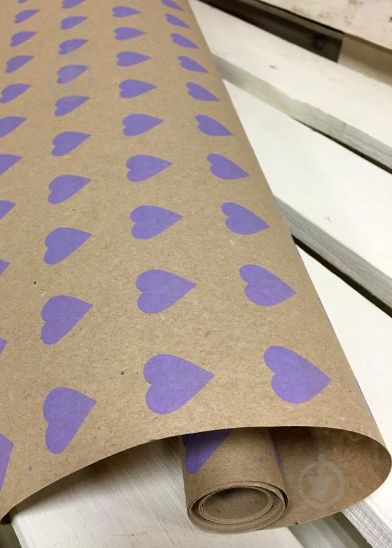 Папір для пакування крафт принт Серце фіолетовий 0,7x2 м - фото 2