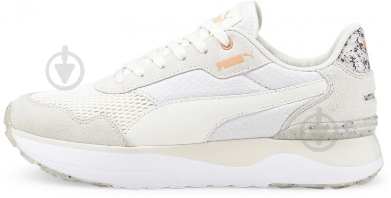 Кросівки жіночі Puma R78 Voyage Better 38385301 р.41 білі - фото 1