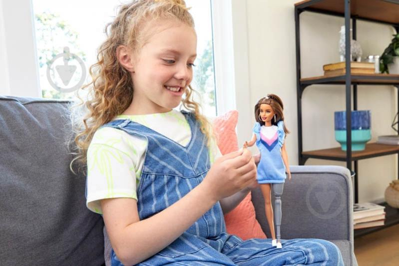 Лялька Barbie Модниця FXL54 - фото 3 Лялька Barbie Модниця FXL54 - фото 3