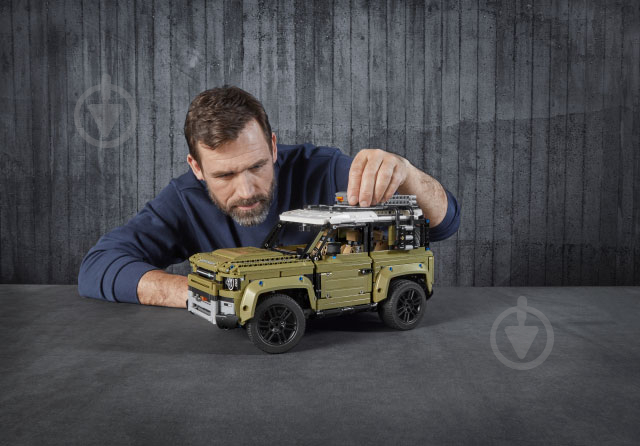 Конструктор LEGO Technic Land Rover Defender 42110 - фото 19