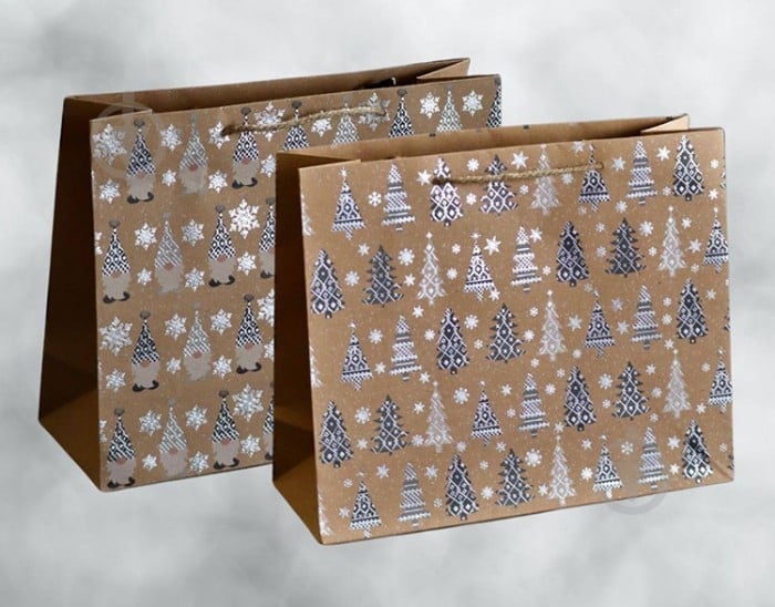 Пакет подарочный Новогодние мотивы 23x18x10 см Гулівер Країна - фото 1 Пакет подарочный Новогодние мотивы 23x18x10 см Гулівер Країна - фото 1