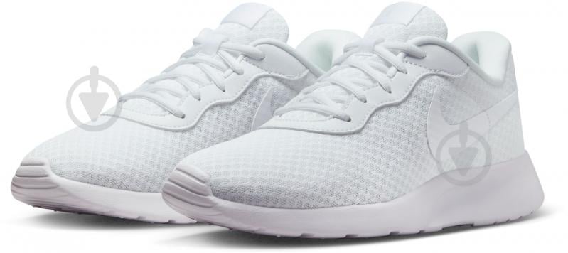 Кроссовки жіночі Nike WMNS TANJUN FLYEASE DV7786-101 р.38,5 белые - фото 4