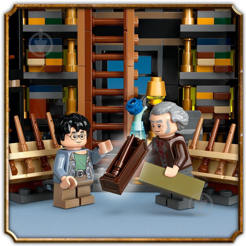 Конструктор LEGO Harry Potter Крамниці Олівандера й мантій від Мадам Малкін 76439 - фото 8