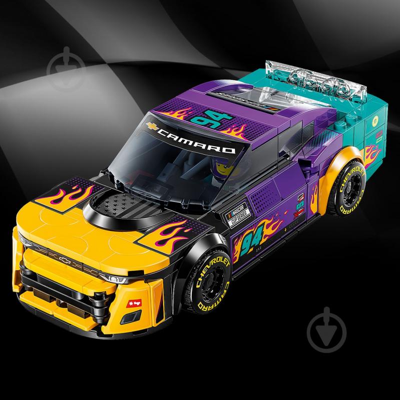 Конструктор LEGO Speed Champions NASCAR® Next Gen Chevrolet Camaro ZL1 76935 - фото 9