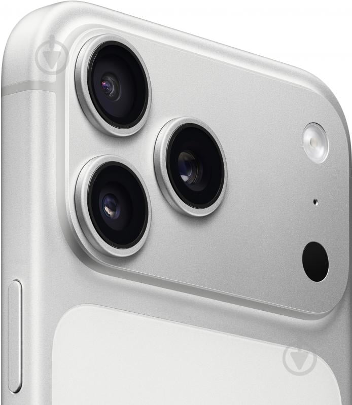 Смартфон Apple iPhone 17 Pro Max 256GB silver (MFYM4AF/A) - фото 3