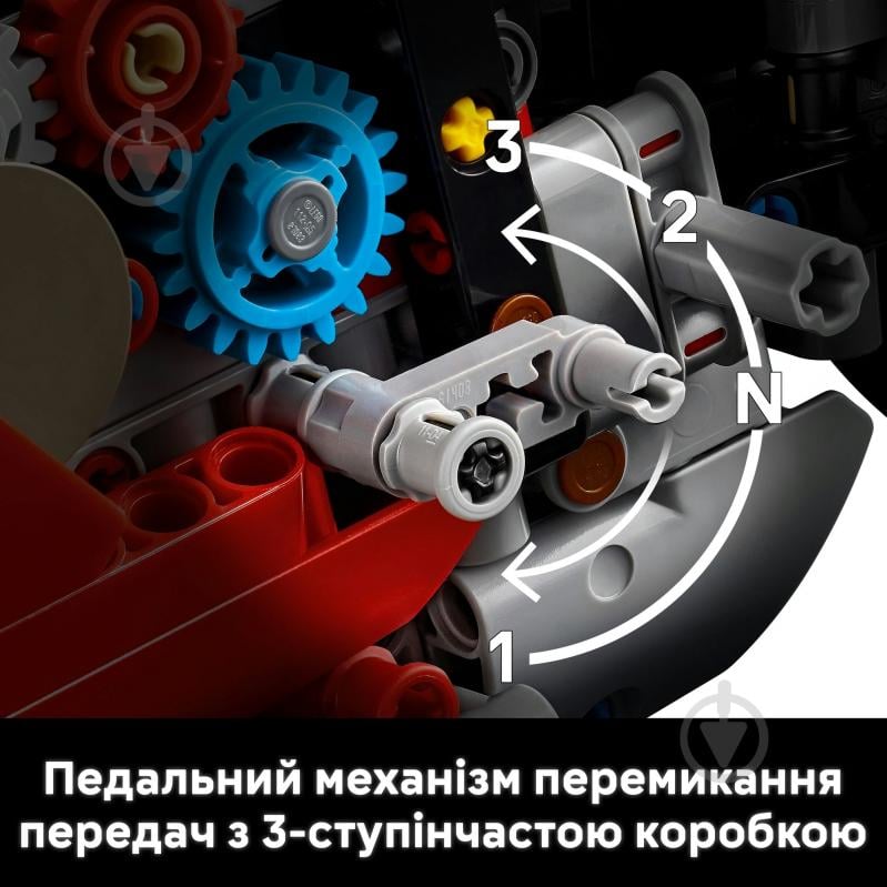 Конструктор LEGO Technic Мотоцикл Ducati Panigale V4 S 42202 - фото 6 Конструктор LEGO Technic Мотоцикл Ducati Panigale V4 S 42202 - фото 6