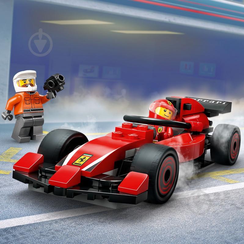 Конструктор LEGO City Піт-стоп і піт-екіпаж F1® з болідом Ferrari 60443 - фото 9