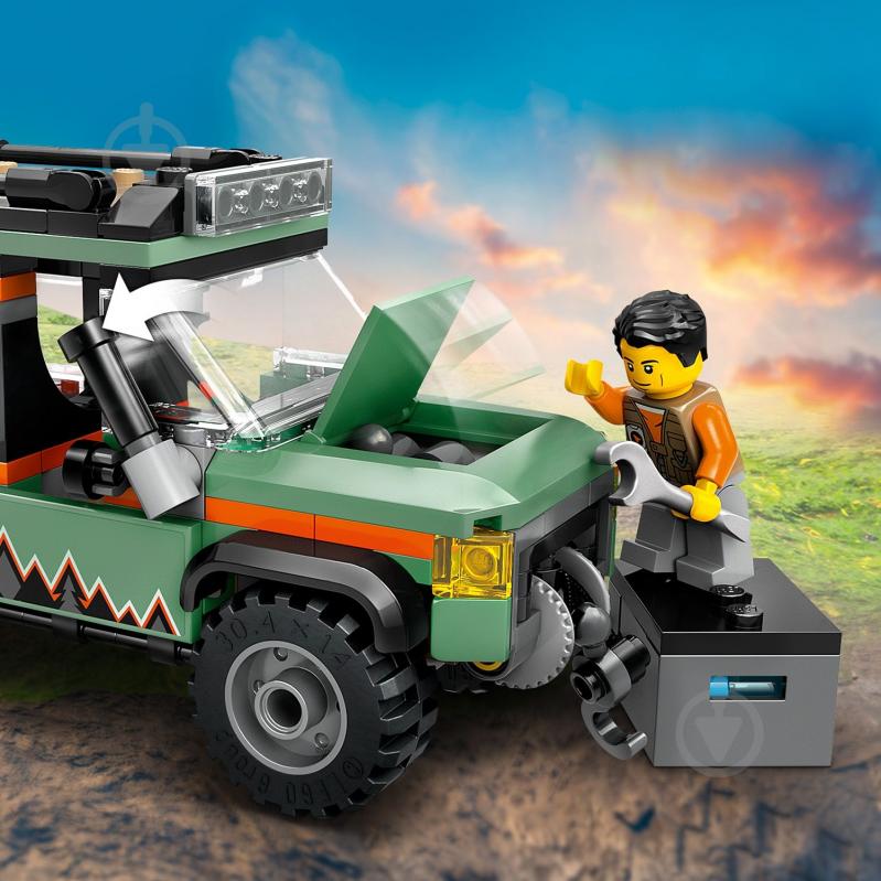 Конструктор LEGO City Позашляхова гірська вантажівка 4x4 60447 - фото 9