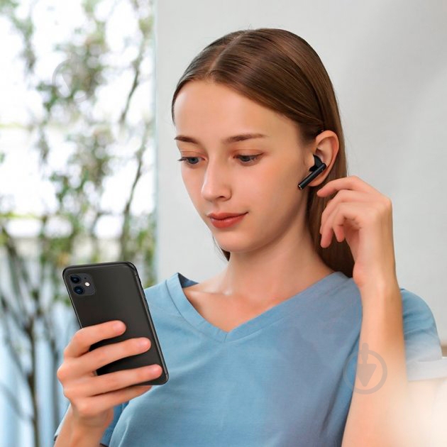 Bluetooth-гарнитура BASEUS TWS Encok W05 black (NGW05-01) - фото 7