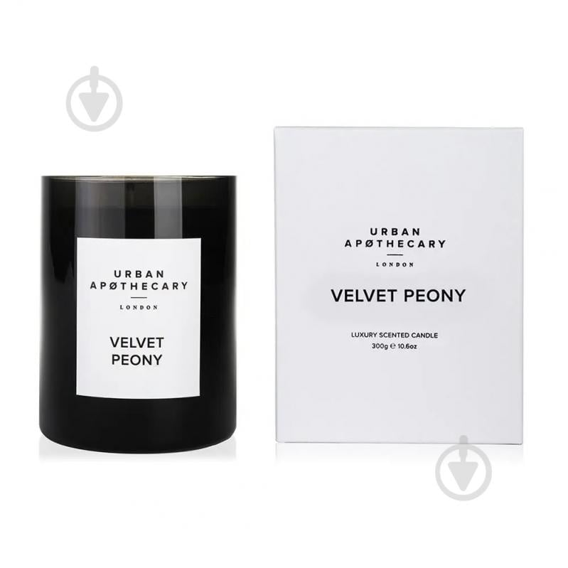 Свеча ароматическая Urban apothecary пионы Velvet Peony 300 г - фото 2