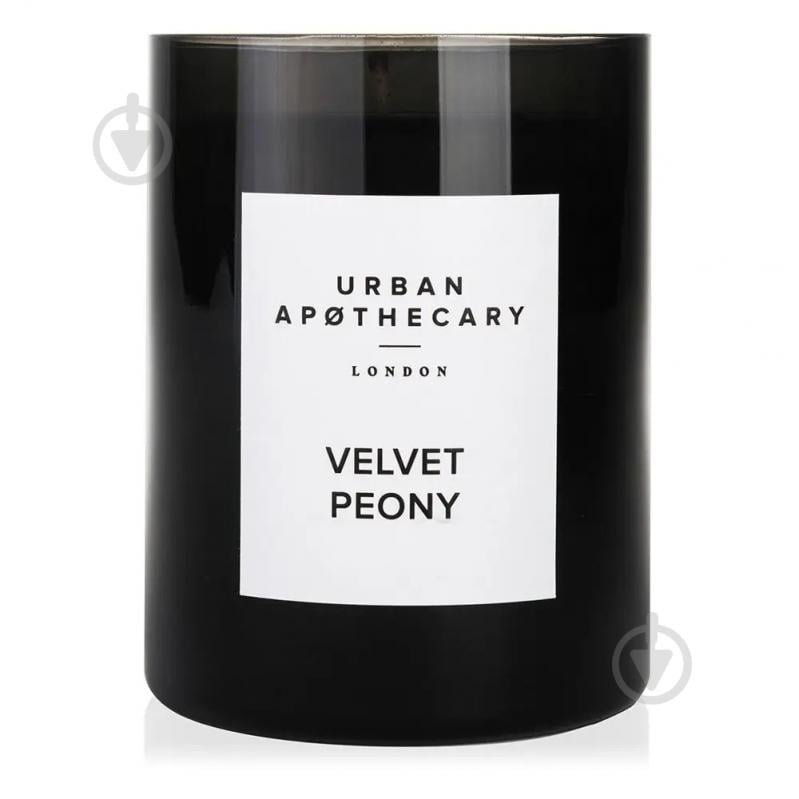 Свеча ароматическая Urban apothecary пионы Velvet Peony 300 г - фото 1