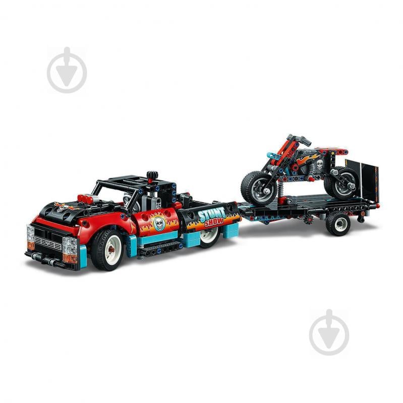 Конструктор LEGO Technic Каскадерська вантажівка й мотоцикл 42106 - фото 6