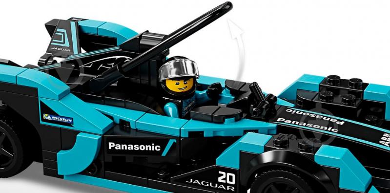 Конструктор LEGO Speed Champions Автомобили Formula E Panasonic Jaguar Racing GEN2 та Jaguar I-PACE eTROPHY 76898 - фото 17
