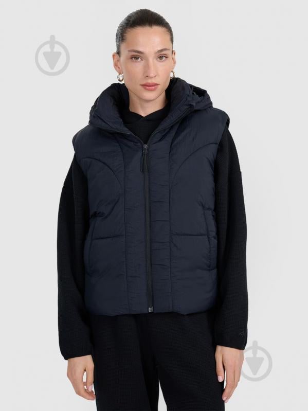 Жилет 4F VEST JACKET F299 4FWAW25TVJAF299-20S р.S черный - фото 1 Жилет 4F VEST JACKET F299 4FWAW25TVJAF299-20S р.S черный - фото 1