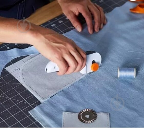 Резак роторный Trigger 45 мм Fiskars - фото 3